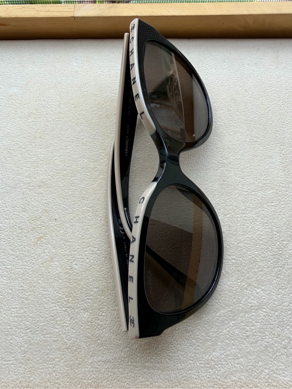 CHANEL Black and White Oversized Logo Sunglasses